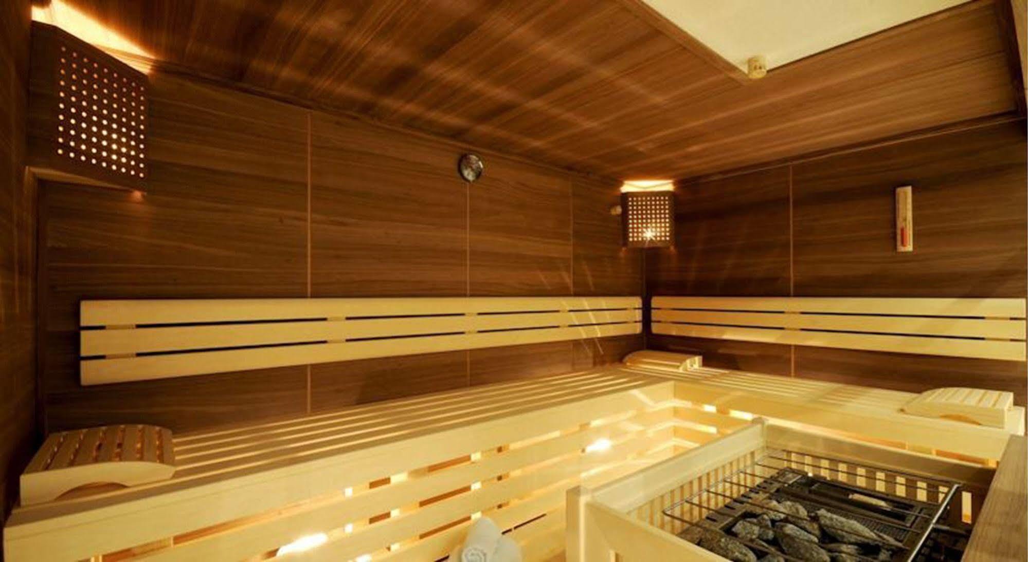 Hotel Zum Gruenen Tor Tux Ngoại thất bức ảnh
